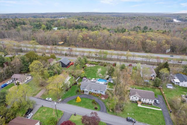 26 Straight Path, Rock Hill, NY 12775