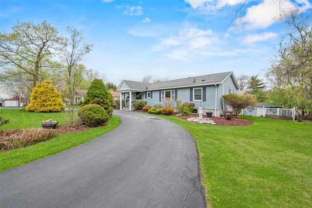 26 Straight Path, Rock Hill, NY 12775