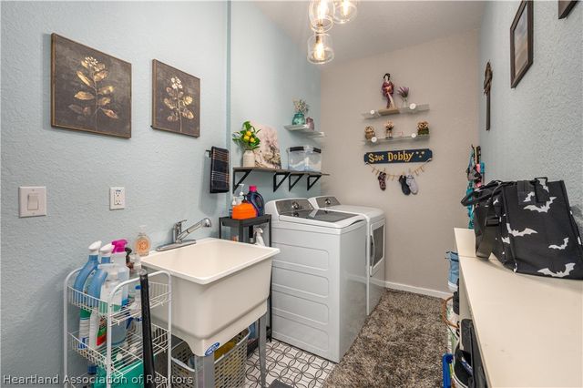 182 Woodstork Way, Frostproof, FL 33843