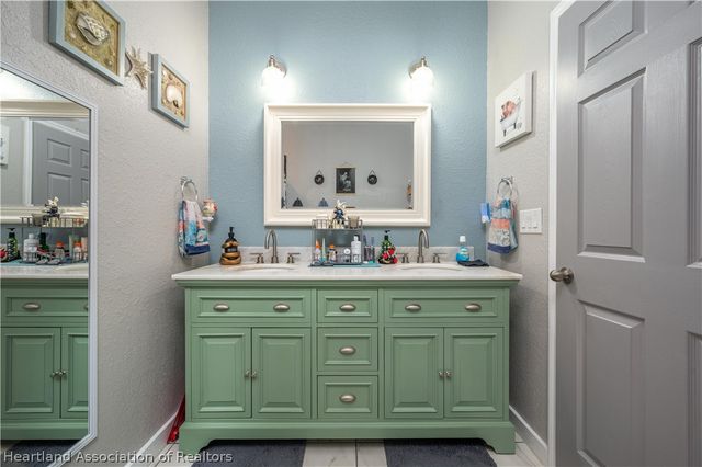 182 Woodstork Way, Frostproof, FL 33843