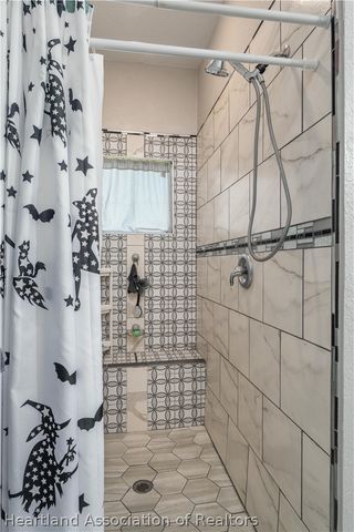 182 Woodstork Way, Frostproof, FL 33843