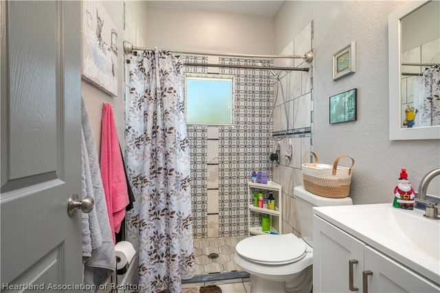182 Woodstork Way, Frostproof, FL 33843