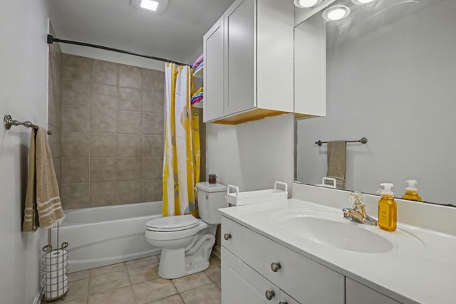 424 Eisenhower Dr, Ashland City, TN 37015