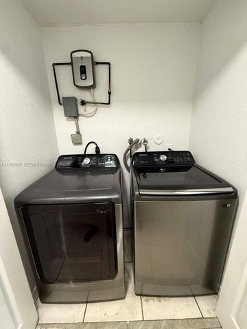 13929 SW 282nd St, Homestead, FL 33033