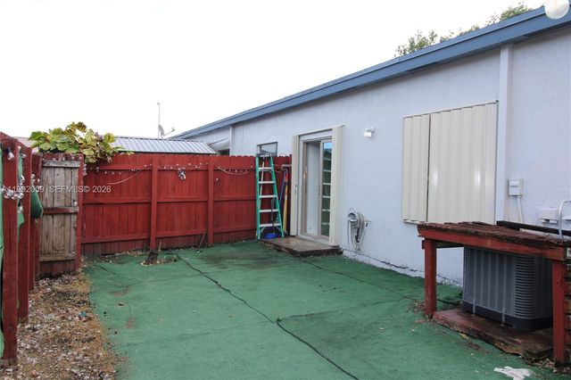 13929 SW 282nd St, Homestead, FL 33033