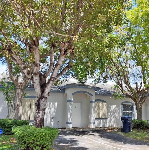 13929 SW 282nd St, Homestead, FL 33033