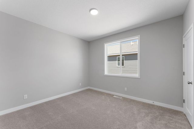 2120 Ridgepointe Drive, Hastings, MN 55033