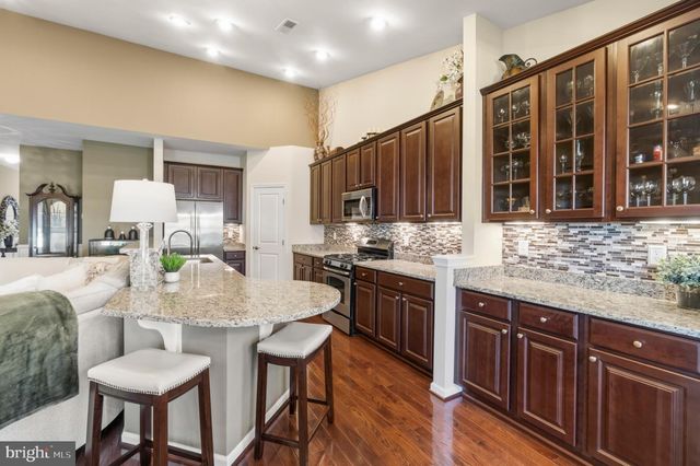 19 JOSIE LN, Atco, NJ 08004