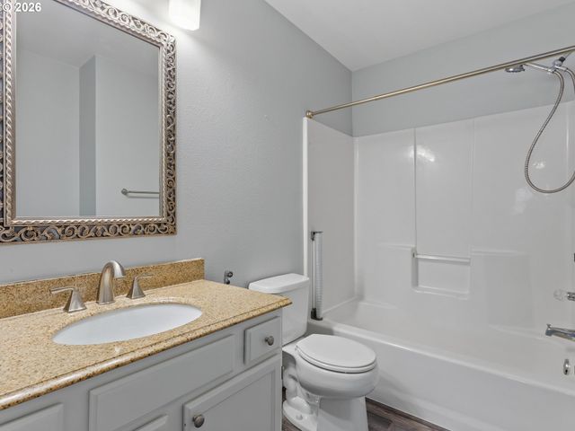 8904 Ne 15TH Ave C21, Vancouver, WA 98665