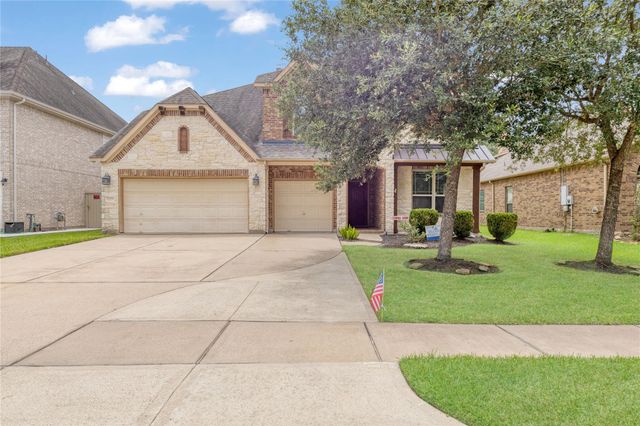 1227 Martinez Court, Friendswood, TX 77546