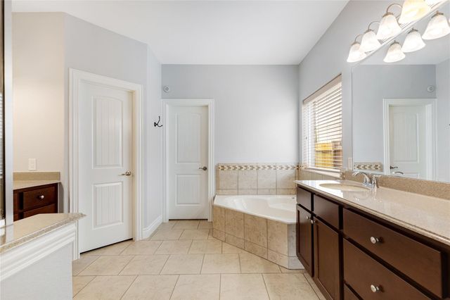 1227 Martinez Court, Friendswood, TX 77546