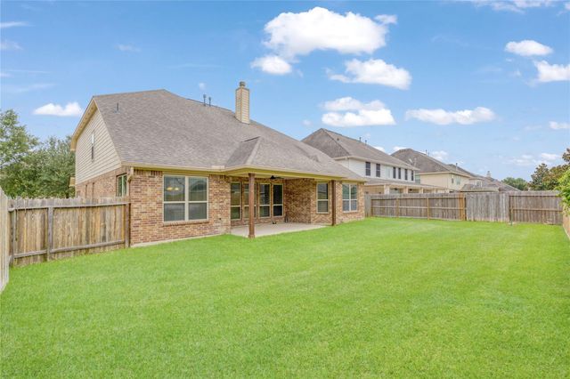 1227 Martinez Court, Friendswood, TX 77546
