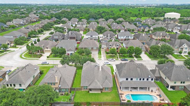 1227 Martinez Court, Friendswood, TX 77546