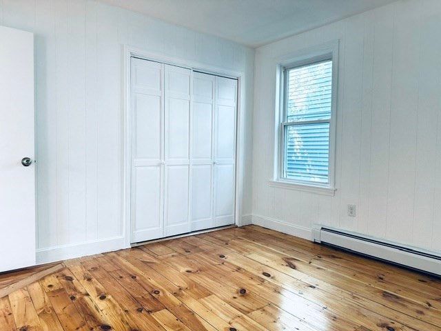 159 Ludlam St, Lowell, MA 01850