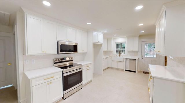 22 Hurlbert Street, Mobile, AL 36607