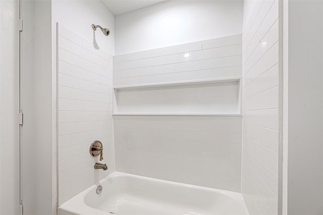 15000 S Richmond Avenue 5, Houston, TX 77082
