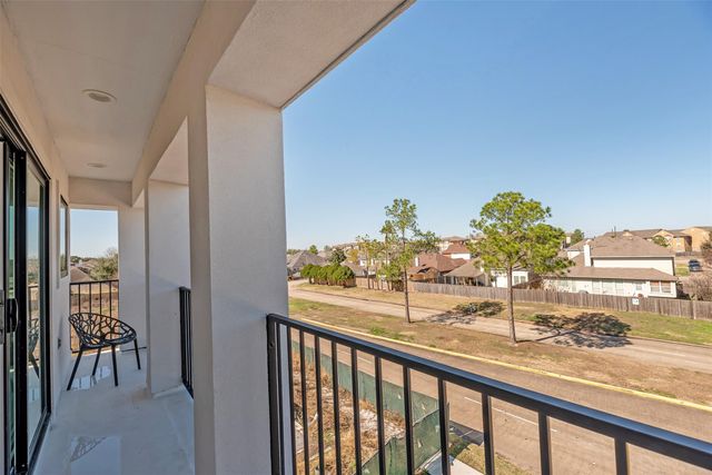 15000 S Richmond Avenue 5, Houston, TX 77082