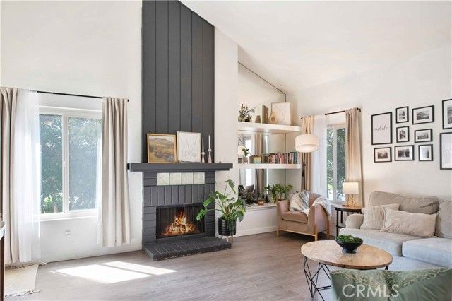 3168 Darby Street 208, Simi Valley, CA 93063