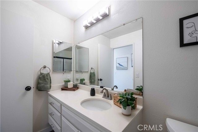 3168 Darby Street 208, Simi Valley, CA 93063