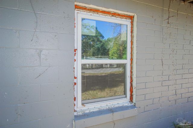 8 Union Ct, Pensacola, FL 32506