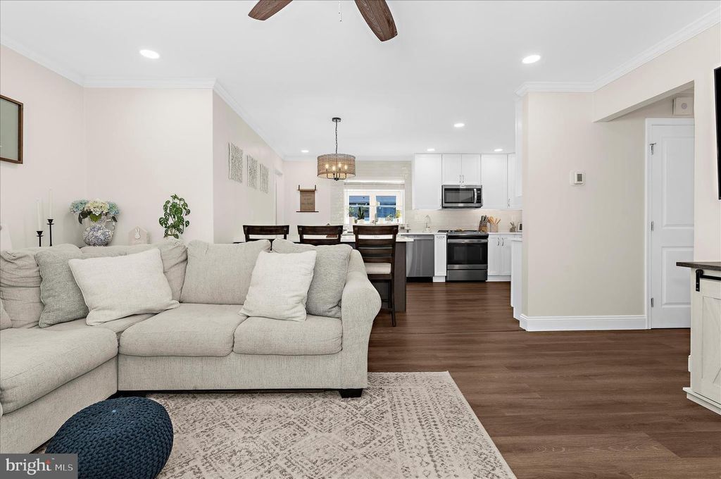 Image 11 of property listing at 3 BELVEDERE AVE, Glen Burnie, MD 21061