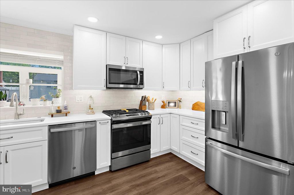 Image 12 of property listing at 3 BELVEDERE AVE, Glen Burnie, MD 21061