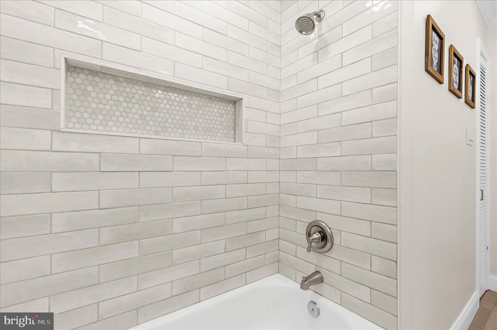 Image 20 of property listing at 3 BELVEDERE AVE, Glen Burnie, MD 21061