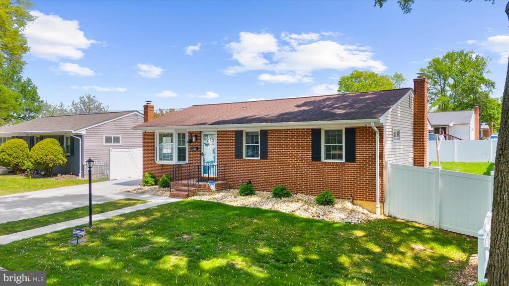 Image 4 of property listing at 3 BELVEDERE AVE, Glen Burnie, MD 21061