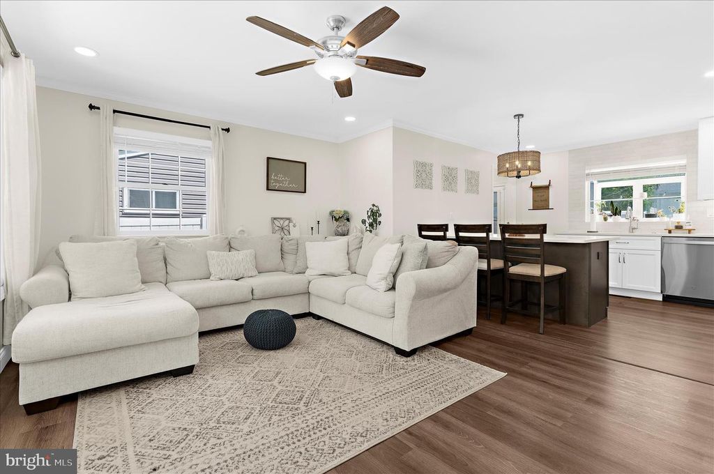 Image 9 of property listing at 3 BELVEDERE AVE, Glen Burnie, MD 21061