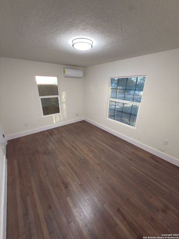 117 riverdale, San Antonio, TX 78228