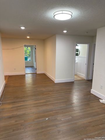 117 riverdale, San Antonio, TX 78228