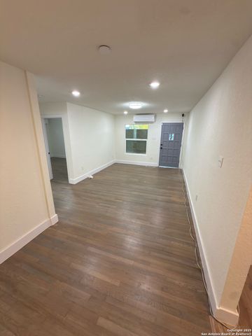 117 riverdale, San Antonio, TX 78228