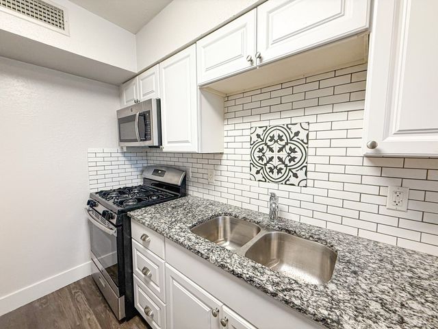 5928 Fletcher Avenue 20, Fort Worth, TX 76107