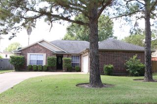 10811 Burkes Garden Drive, Houston, TX 77065