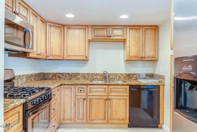 625 Orange Grove Avenue A, South Pasadena, CA 91030