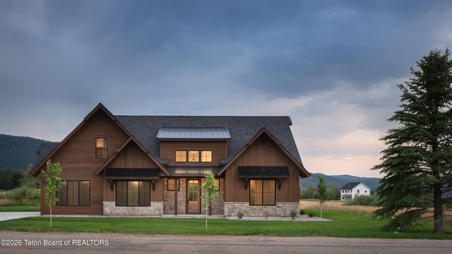 135 CHRISTOPHER Street, Victor, ID 83455
