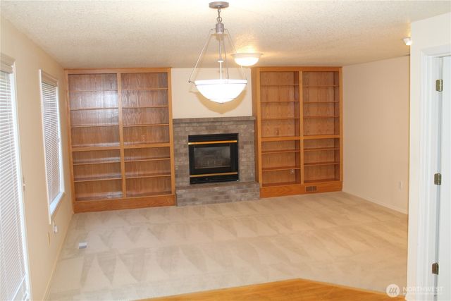 2120 NW Douglas Loop, Camas, WA 98607