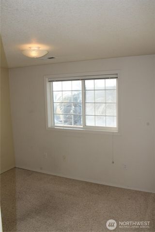 2120 NW Douglas Loop, Camas, WA 98607