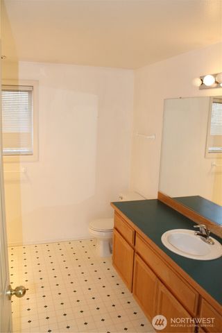 2120 NW Douglas Loop, Camas, WA 98607