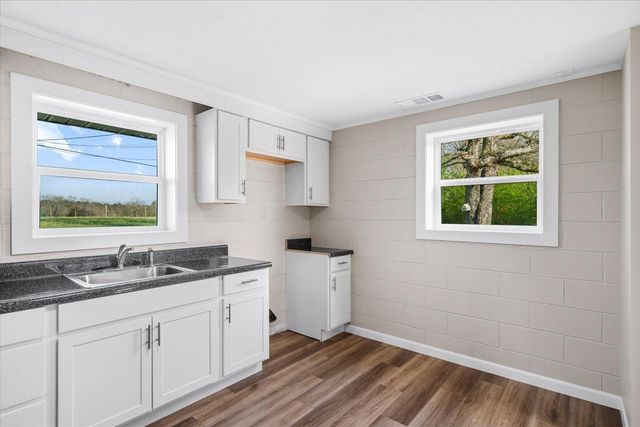 2221 Cave Hollow Road NE, Dalton, GA 30721