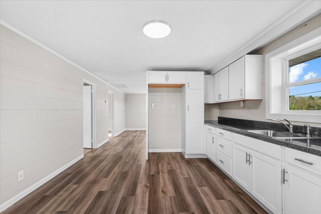 2221 Cave Hollow Road NE, Dalton, GA 30721