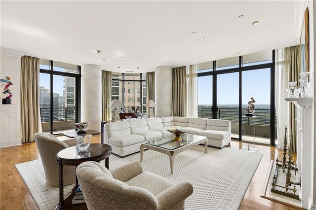 750 Park Avenue NE 19W, Atlanta, GA 30326