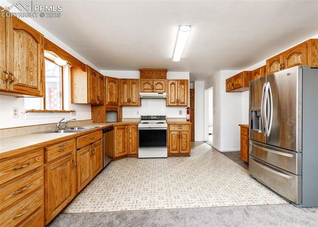 2824 W Pikes Peak Avenue, Colorado Springs, CO 80904