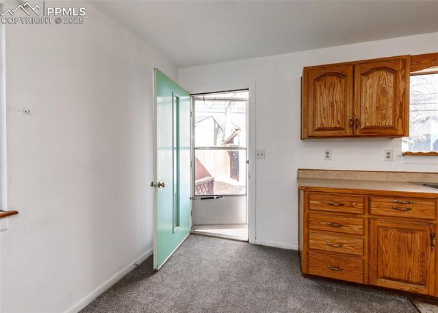 2824 W Pikes Peak Avenue, Colorado Springs, CO 80904