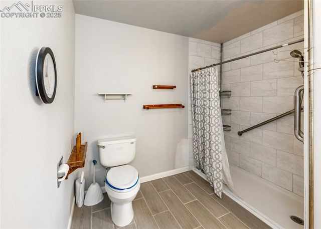 2824 W Pikes Peak Avenue, Colorado Springs, CO 80904