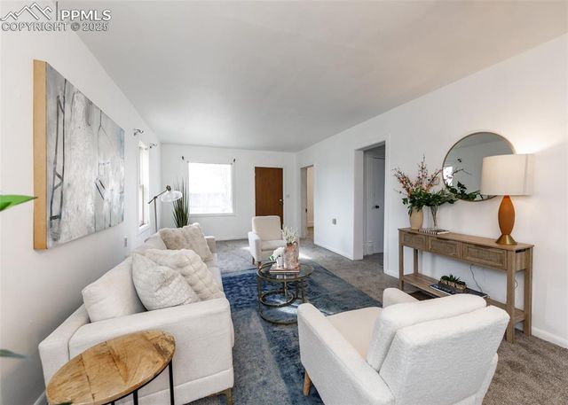 2824 W Pikes Peak Avenue, Colorado Springs, CO 80904