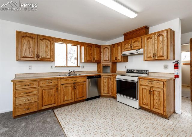 2824 W Pikes Peak Avenue, Colorado Springs, CO 80904