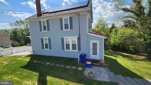 1 W E ST W, Brunswick, MD 21716