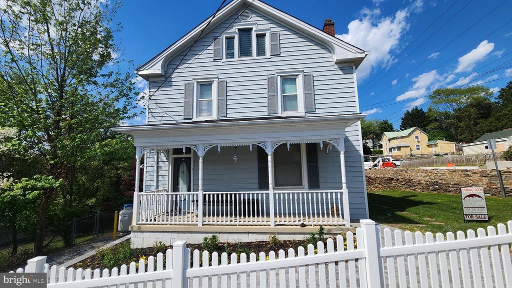 1 W E ST W, Brunswick, MD 21716