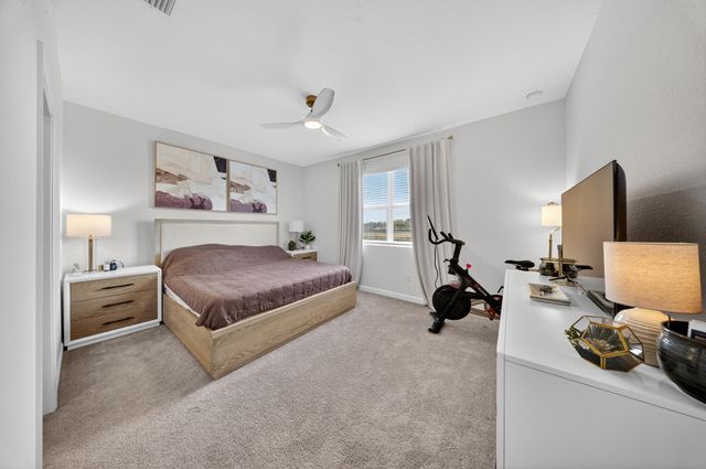 656 SE Lake Falls Street, Port St. Lucie, Port St Lucie, FL 34984